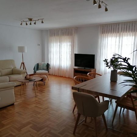 Apartamento Caracas Apartment อัสตอร์กา ภายนอก รูปภาพ
