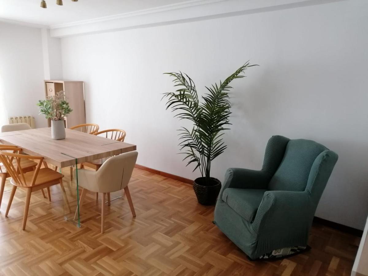 Apartamento Caracas Apartment อัสตอร์กา ภายนอก รูปภาพ