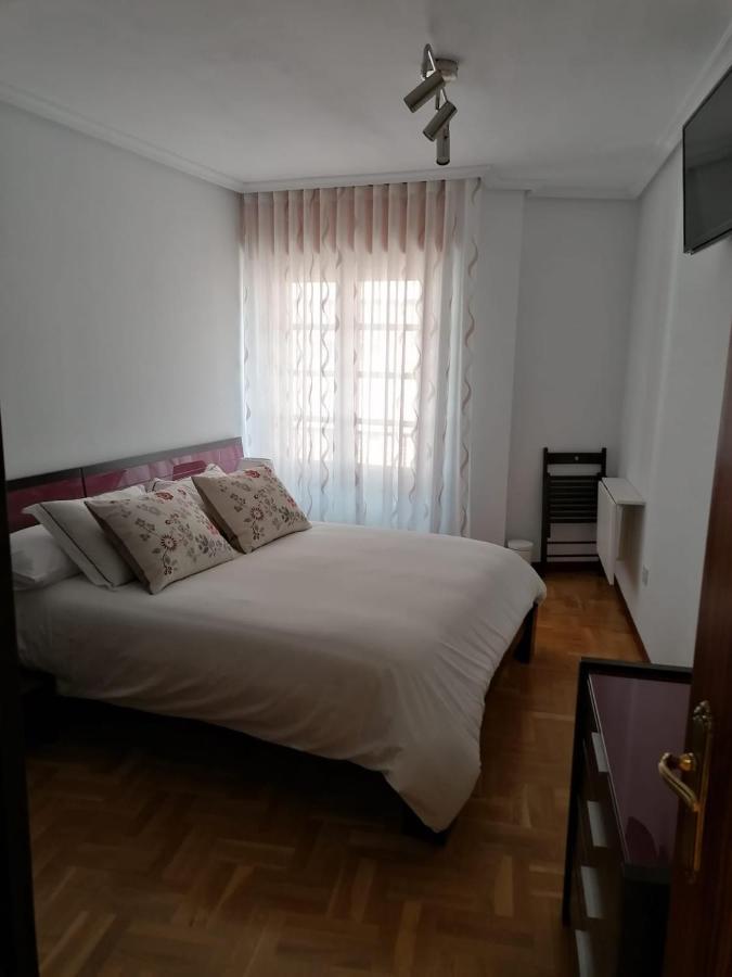 Apartamento Caracas Apartment อัสตอร์กา ภายนอก รูปภาพ