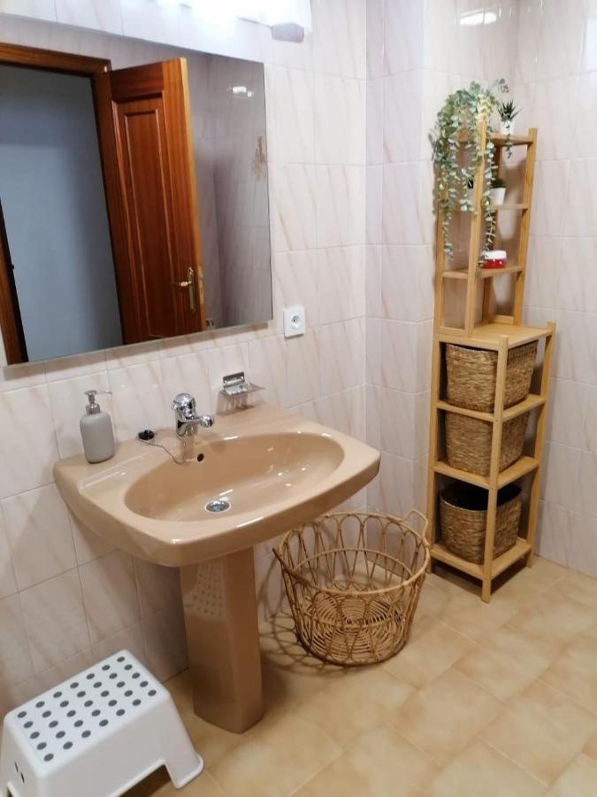 Apartamento Caracas Apartment อัสตอร์กา ภายนอก รูปภาพ